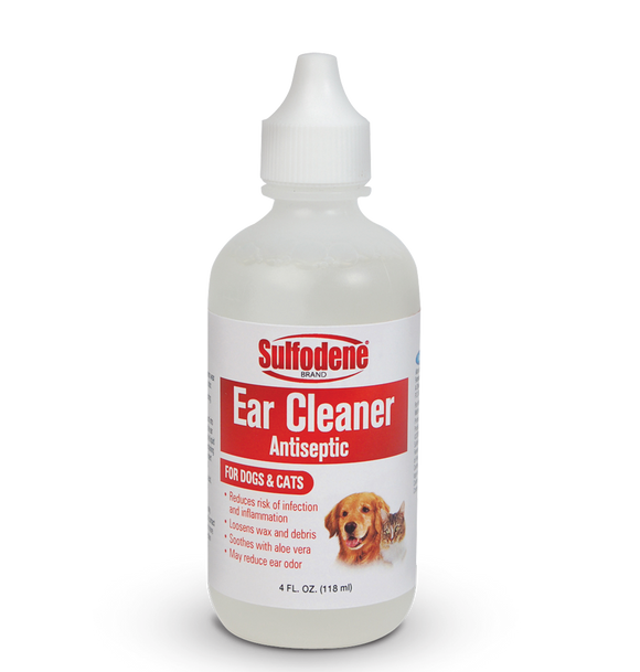 Farnam Ear Cleaner for Dogs & Cat Relieves Scratching